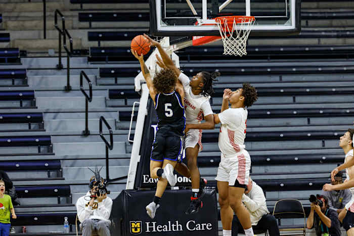 Quincy Illinois Chaminade Missouri boys basketball Dec 9 2023 Nate Latsch-12